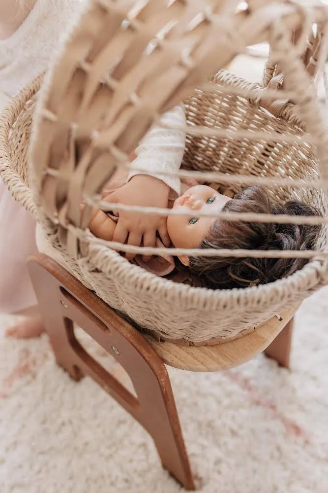 Jute Doll Bassinet