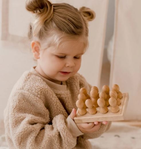 Natural Mini People in Tray