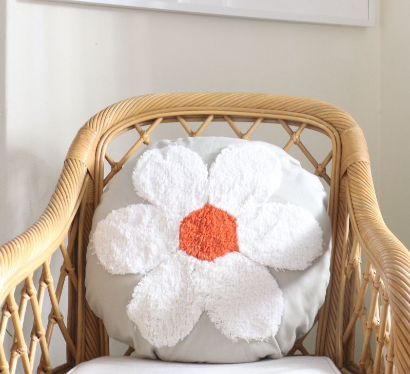 Round Flower Cushion