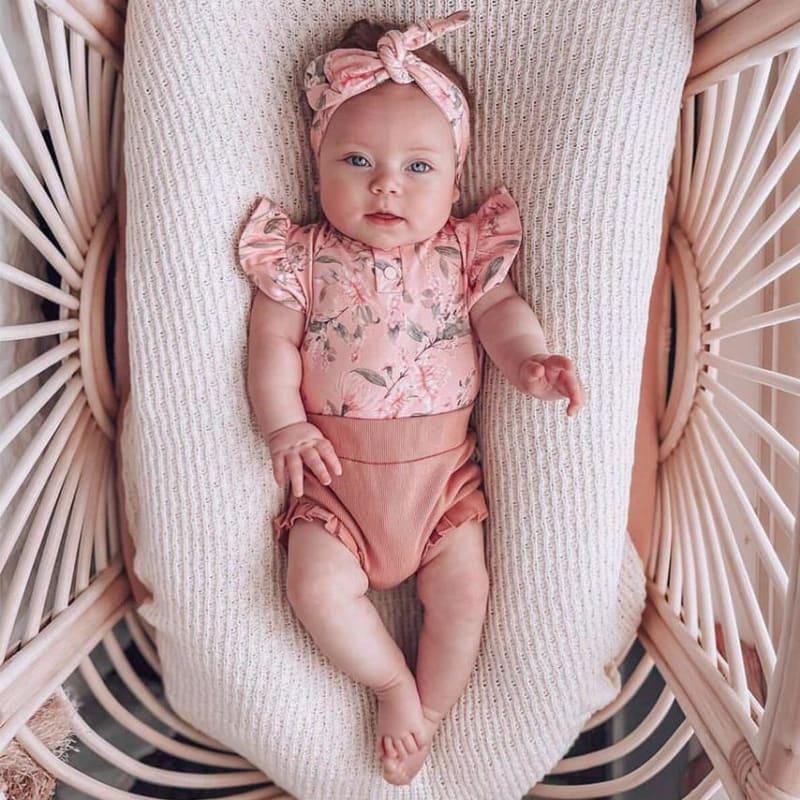 Pink Wattle Short Sleeve Bodysuit - Snuggle Hunny Kids Fast